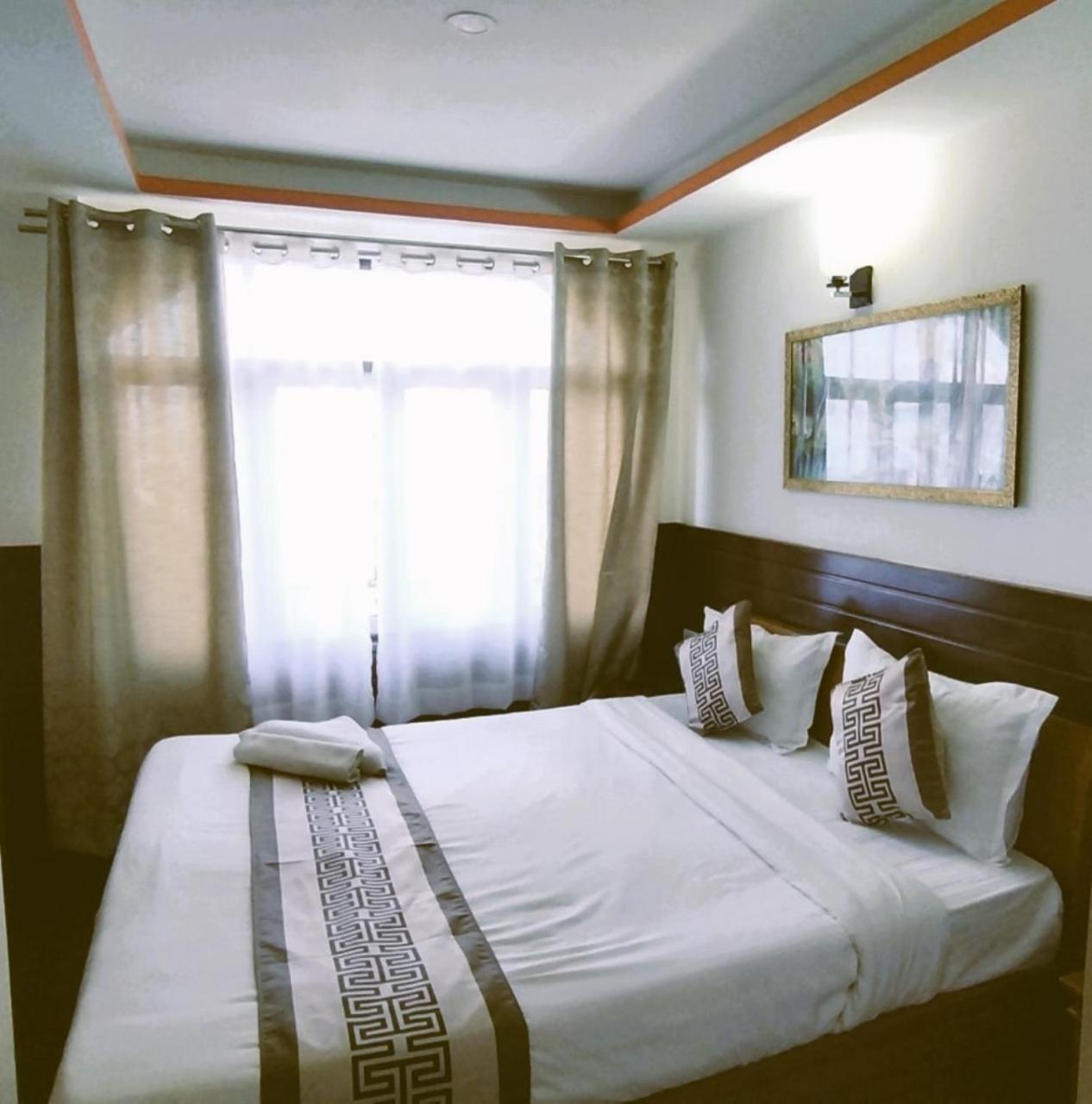 Hotel Kasturi Palace & Restaurant Darjeeling Dardżyling Zewnętrze zdjęcie