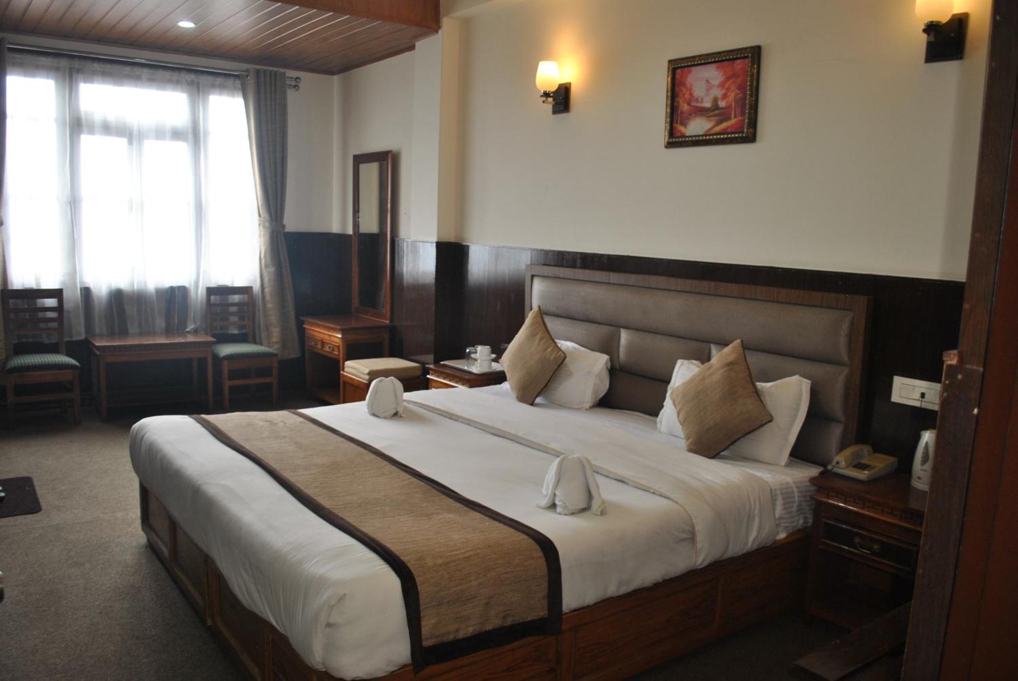 Hotel Kasturi Palace & Restaurant Darjeeling Dardżyling Zewnętrze zdjęcie