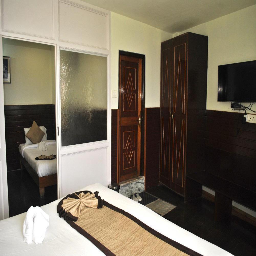 Hotel Kasturi Palace & Restaurant Darjeeling Dardżyling Zewnętrze zdjęcie