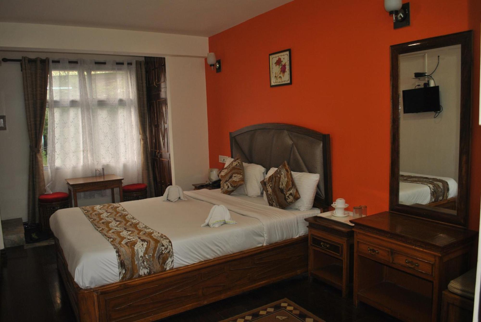 Hotel Kasturi Palace & Restaurant Darjeeling Dardżyling Zewnętrze zdjęcie
