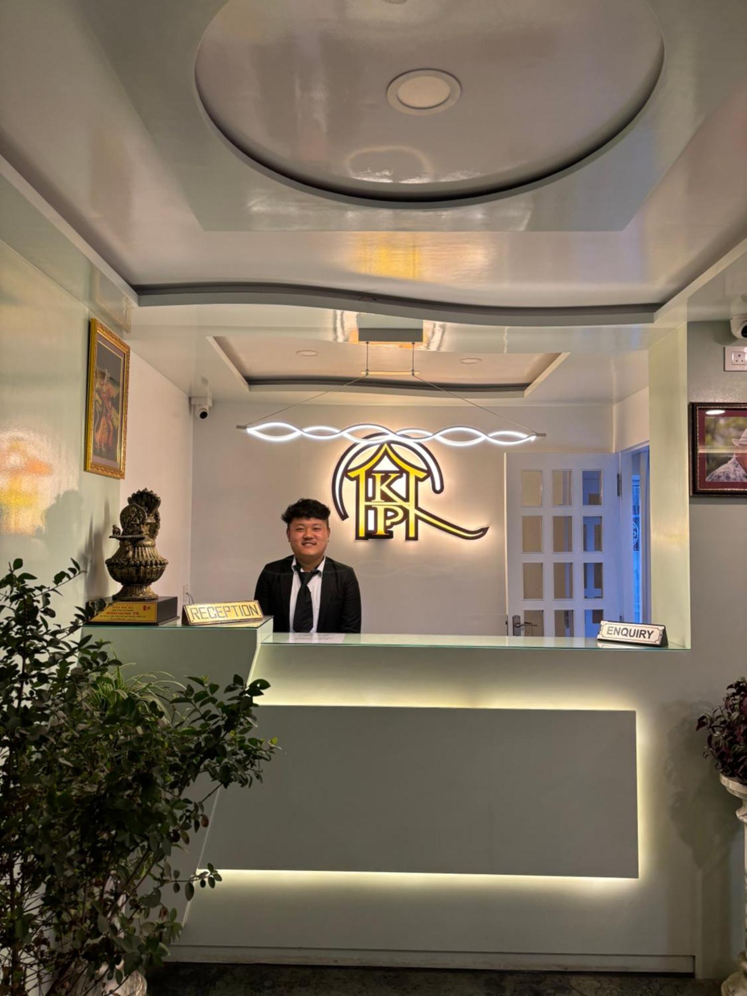 Hotel Kasturi Palace & Restaurant Darjeeling Dardżyling Zewnętrze zdjęcie