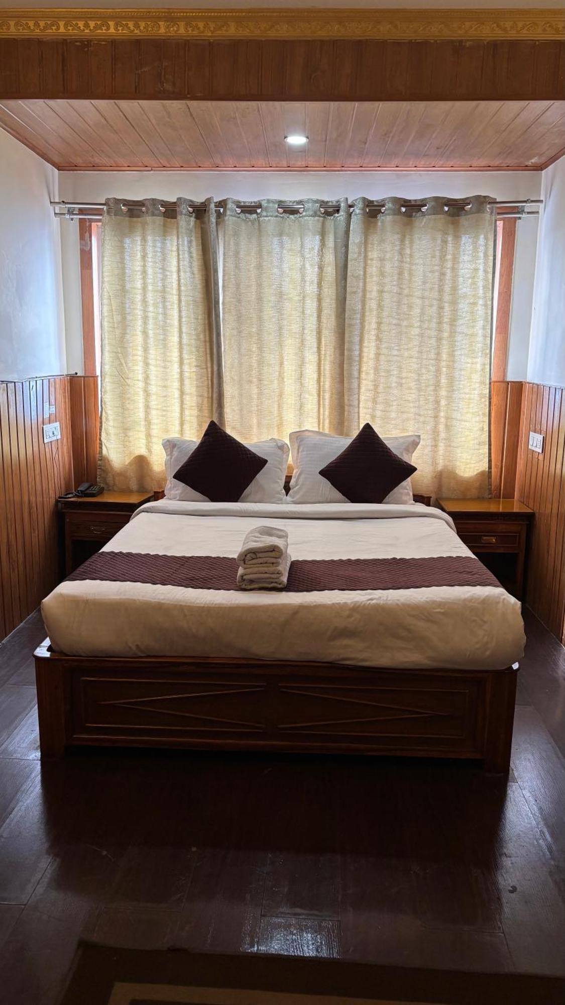 Hotel Kasturi Palace & Restaurant Darjeeling Dardżyling Zewnętrze zdjęcie