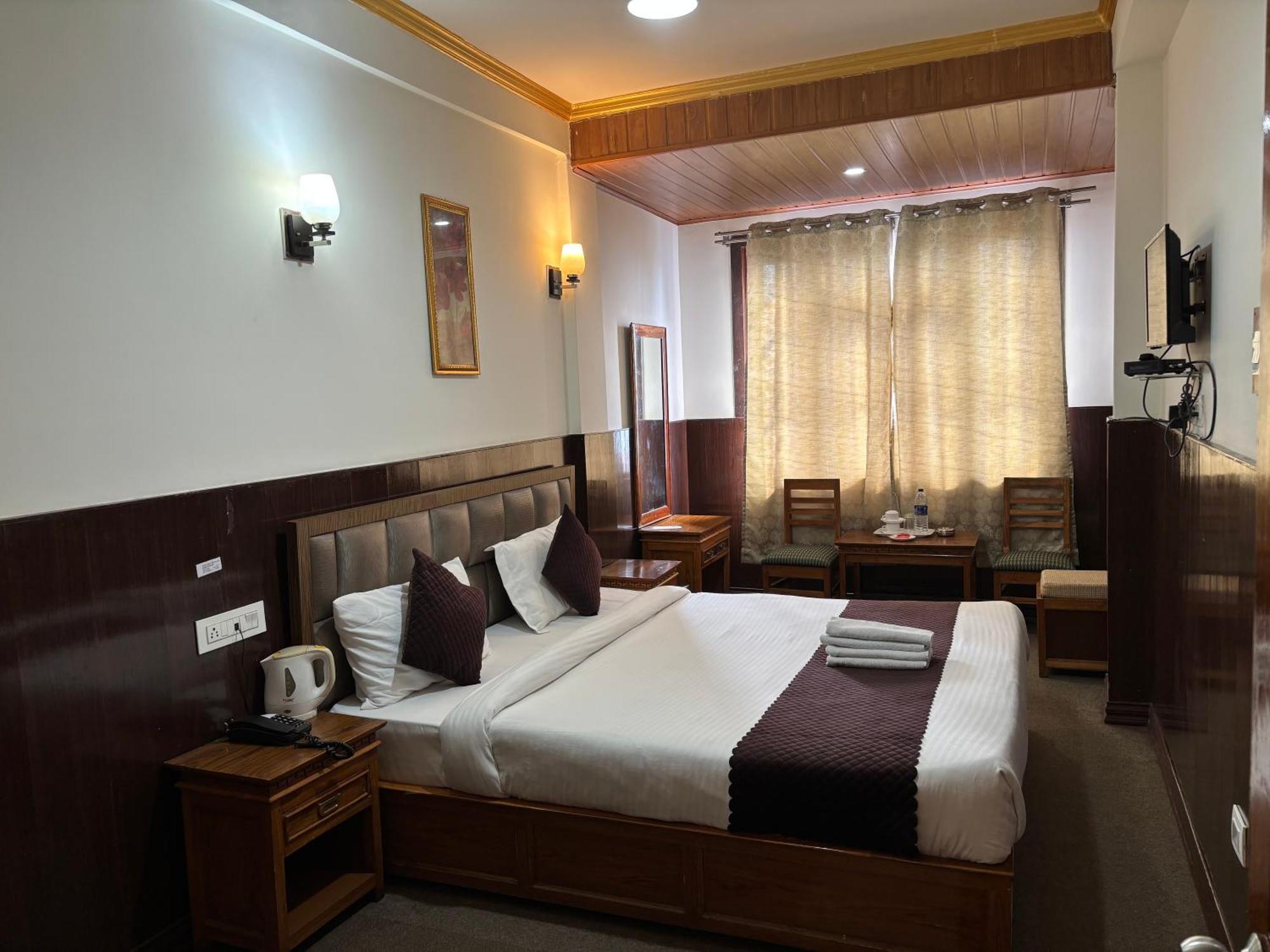 Hotel Kasturi Palace & Restaurant Darjeeling Dardżyling Zewnętrze zdjęcie