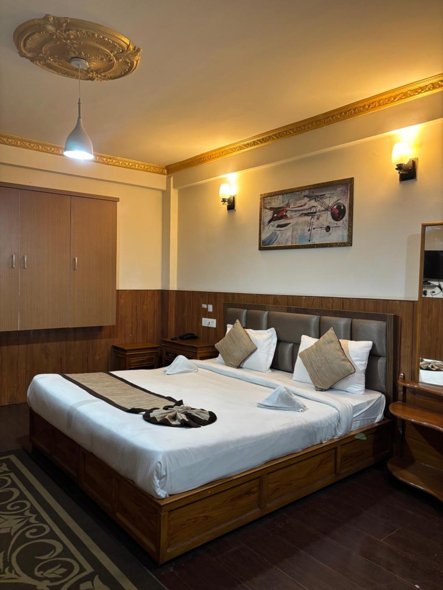 Hotel Kasturi Palace & Restaurant Darjeeling Dardżyling Zewnętrze zdjęcie