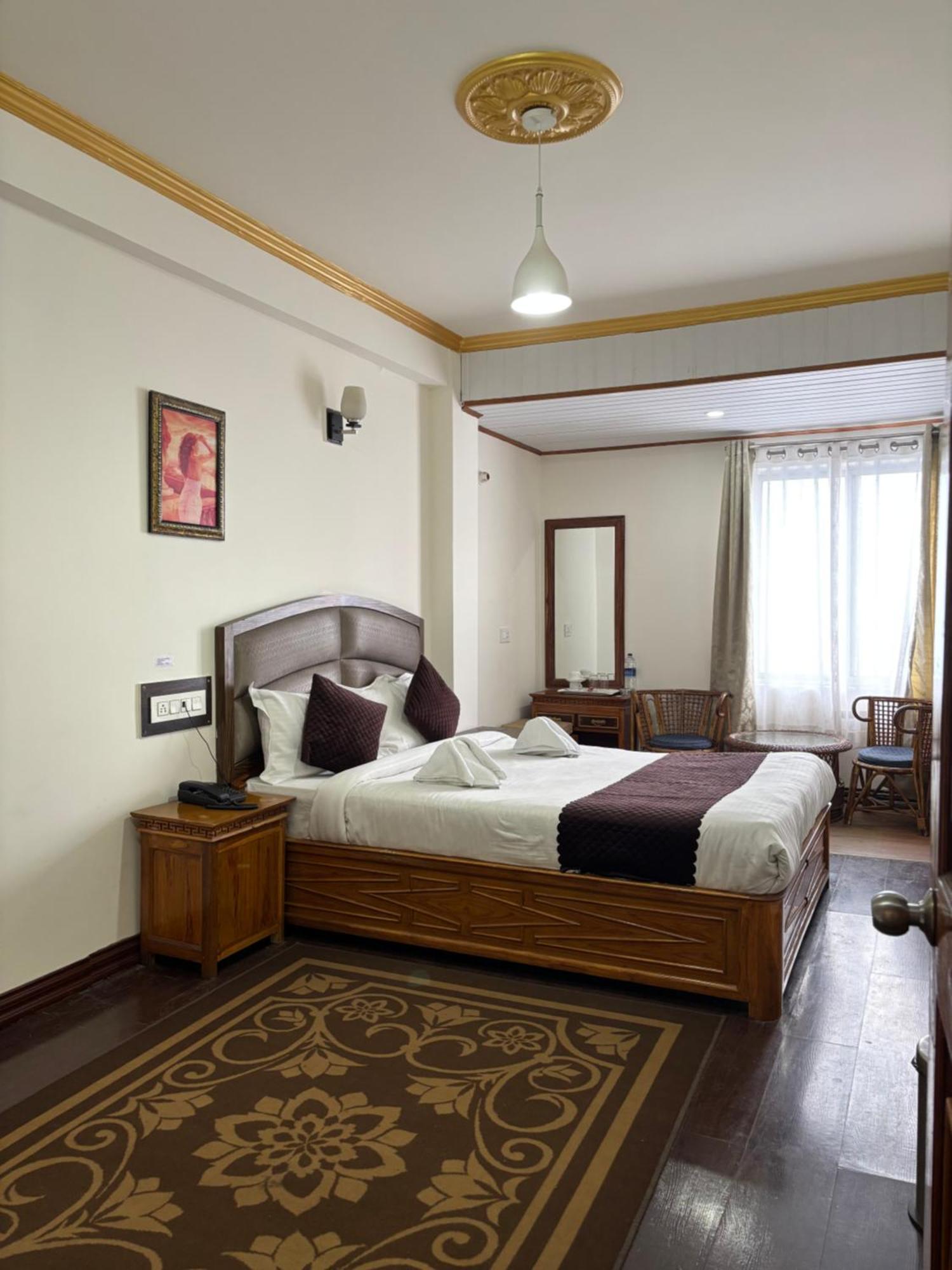 Hotel Kasturi Palace & Restaurant Darjeeling Dardżyling Zewnętrze zdjęcie