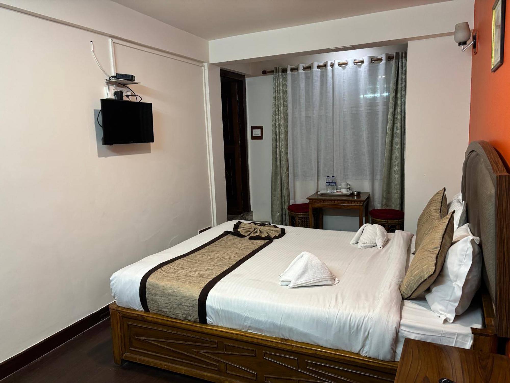 Hotel Kasturi Palace & Restaurant Darjeeling Dardżyling Zewnętrze zdjęcie