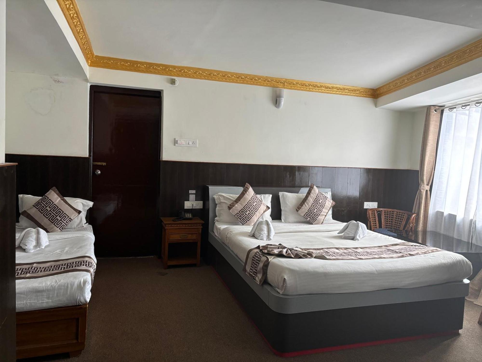 Hotel Kasturi Palace & Restaurant Darjeeling Dardżyling Zewnętrze zdjęcie